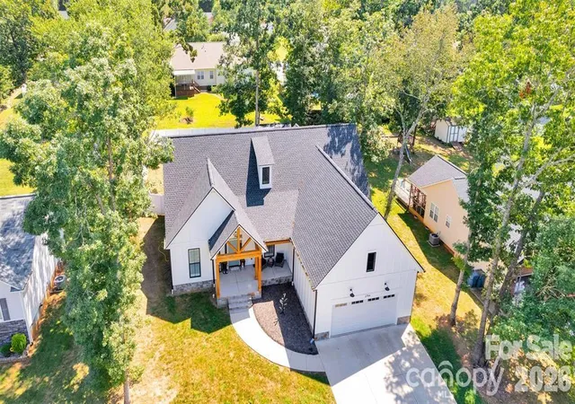 Photo 3 of Single family home for sale at 2754 Emperor St, Claremont, NC 28610 | MLS# 4394924 | Listing updated on 2026-10-02