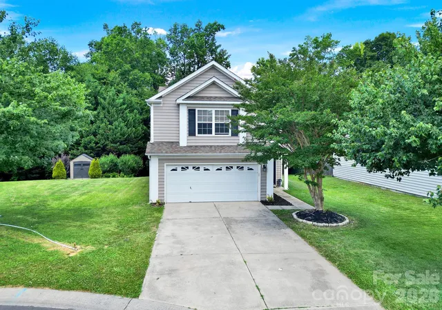 Photo 1 of Single family home for sale at 3936 Caliper Pl, Fort Mill, SC 29708 | MLS# 4394936 | Listing updated on 2026-09-25