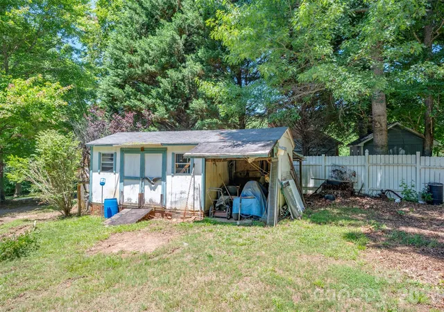 34th image of 98 Lanning Dr, Columbus, NC 28722 | MLS# 4394991
