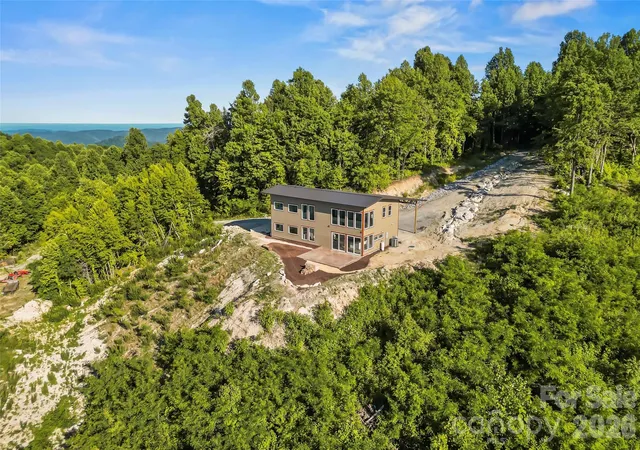 47th image of 6718 Walkertop Mountain Heights Dr, Morganton, NC 28655 | MLS# 4395015