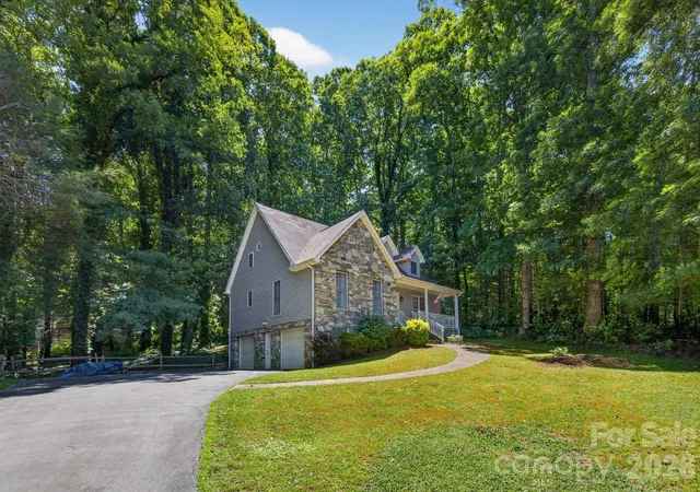 2nd image of 163 Canaan Dr, Candler, NC 28715 | MLS# 4395020