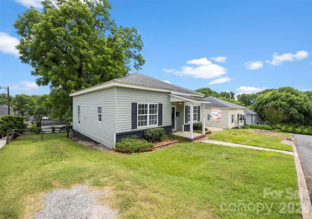 Homes for sale in Cramerton, NC | 116 7Th St, Cramerton, NC 28032 | MLS# 4395028