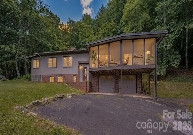 Photo 1 of Single family home for sale at 35 Coweeta Ridge Rd, Otto, NC 28763 | MLS# 4395069 | Listing updated on 2026-09-04