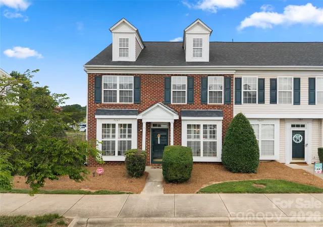Homes for sale in Denver, NC | 7641 Bluff Point Ln, Denver, NC 28037 | MLS# 4395074