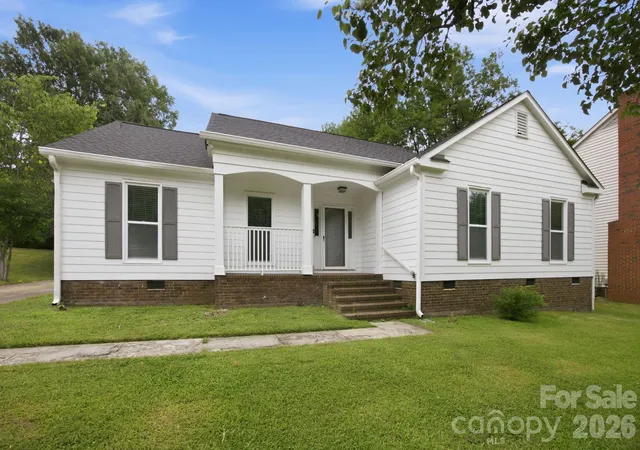 Photo 1 of Single family home for sale at 5317 Caradon Dr, Charlotte, NC 28227 | MLS# 4395080 | Listing updated on 2026-10-16