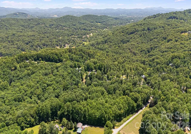 Photo 3 of Land for sale at 43 Reeses Ridge Ct, Hendersonville, NC 28739 | MLS# 4395086 | Listing updated on 2026-08-01