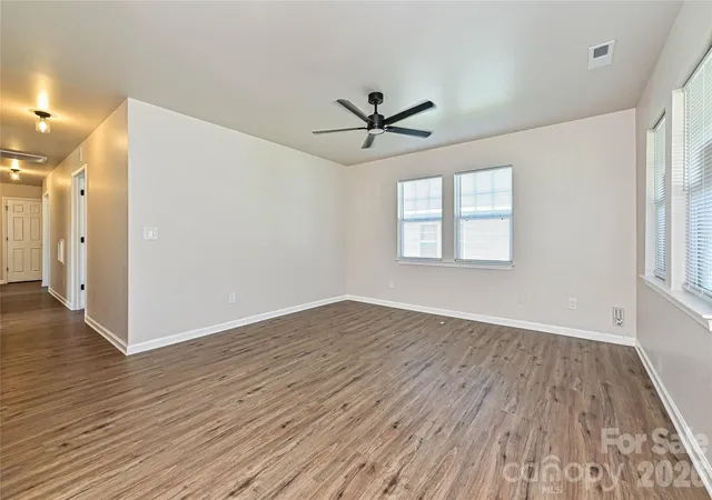 Photo 3 of Single family home for sale at 415 Jones St, Charlotte, NC 28208 | MLS# 4395090 | Listing updated on 2026-09-30