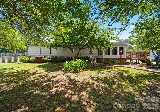 2nd image of 5404 B J Dr, Conover, NC 28613 | MLS# 4395093