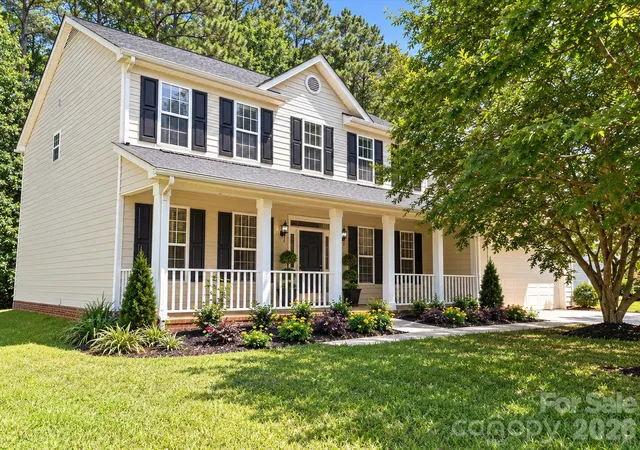 Photo 1 of Single family home for sale at 6719 Reedy Crk Rd, Charlotte, NC 28215 | MLS# 4395097 | Listing updated on 2026-10-05