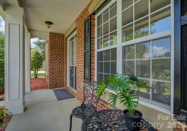 Photo 3 of Single family home for sale at 4938 Mesa Verde Rd, Charlotte, NC 28277 | MLS# 4395101 | Listing updated on 2026-10-29
