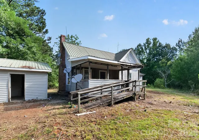 Homes for sale in Wadesboro, NC | 3316 Nc 109 Hwy N, Wadesboro, NC 28170 | MLS# 4395104