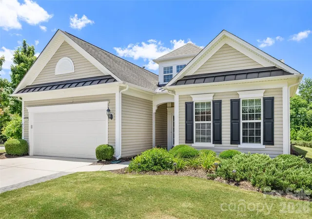 1st image of 5001 Wolverine Ln, Fort Mill, SC 29707 | MLS# 4395107