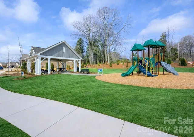 Photo 2 of Sale Pending at 13146 Macon Hall Dr, Mint Hill, NC 28227 | MLS# 4395122 | Listing updated on 2026-10-06