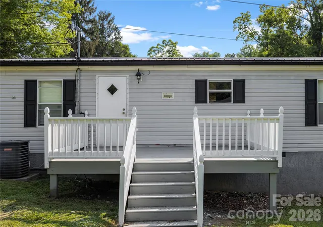 Homes for sale in Canton, NC | 245 Mountain Grove Rd, Canton, NC 28716 | MLS# 4395159