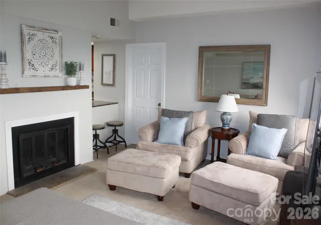 Photo 5 of Condo for sale at 303 Sugar Top Dr #2221, Sugar Mountain, NC 28604 | MLS# 4395161 | Listing updated on 2026-08-04