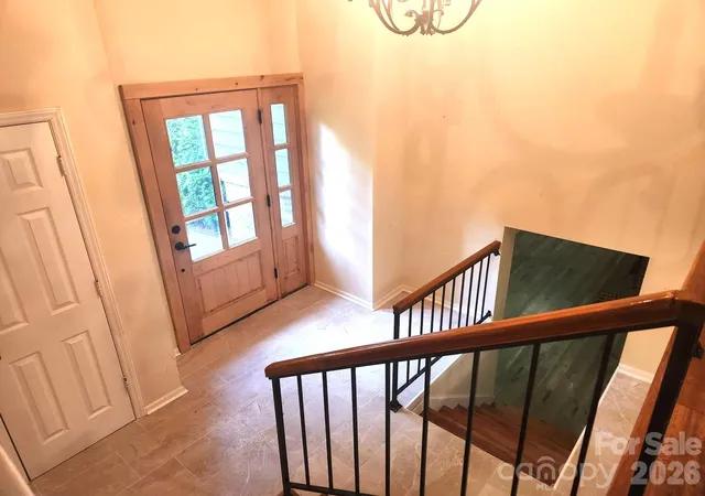 Photo 3 of Single family home for sale at 9325 Pinto Ct, Fort Mill, SC 29707 | MLS# 4395205 | Listing updated on 2026-08-11