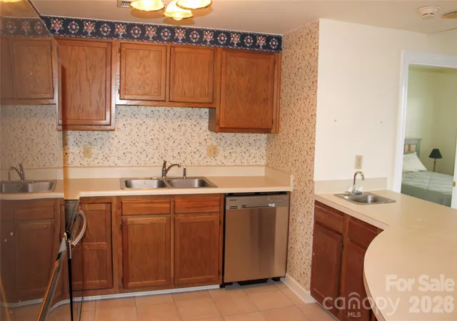 Photo 5 of Condo for sale at 303 Sugar Top Dr #3625, Sugar Mountain, NC 28604 | MLS# 4395207 | Listing updated on 2026-08-04