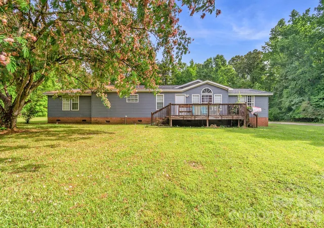 Homes for sale in Lancaster, SC | 1825 Old Pardue Rd, Lancaster, SC 29720 | MLS# 4395218