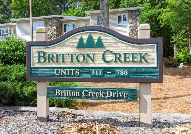 30th image of 461 Britton Creek Dr, Hendersonville, NC 28791 | MLS# 4395231