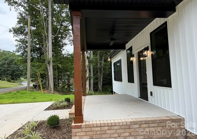 image of 310 Willow St, Stanley, NC 28164 | MLS# 4395281