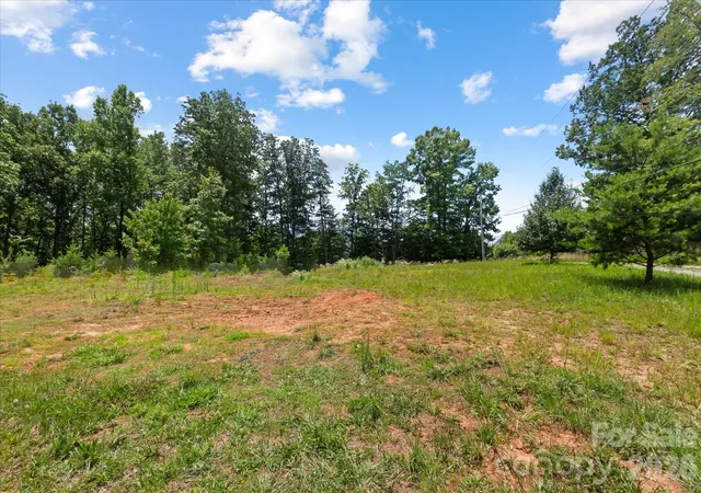 Homes for sale in Nebo, NC | 1223 Deer Park Rd, Nebo, NC 28761 | MLS# 4395282