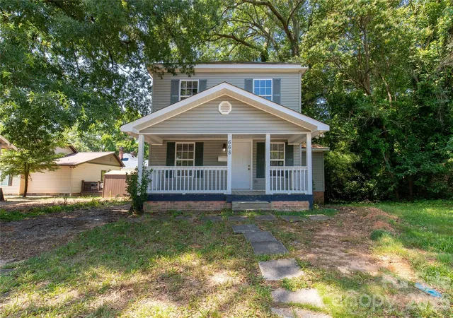 Homes for sale in Rock Hill, SC | 668 Izard St, Rock Hill, SC 29730 | MLS# 4395294