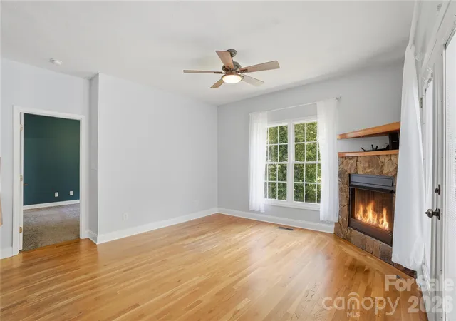 3rd image of 1550 Indian Springs Dr Nw, Conover, NC 28613 | MLS# 4395308