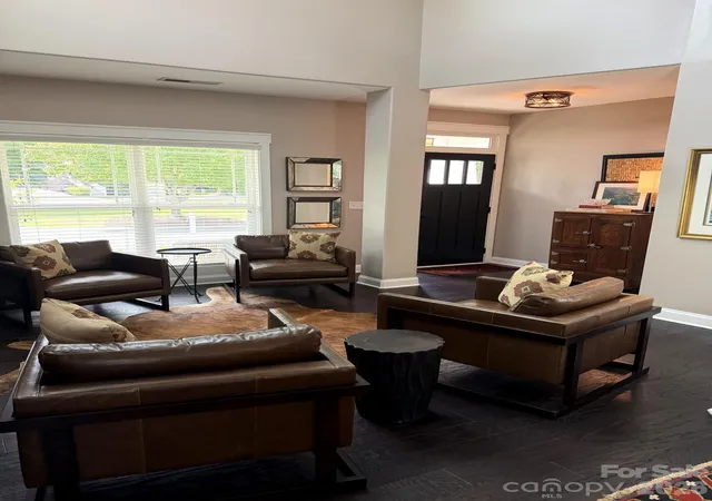 Photo 4 of Sale Pending at 18027 Northport Dr, Cornelius, NC 28031 | MLS# 4395326 | Listing updated on 2026-08-17