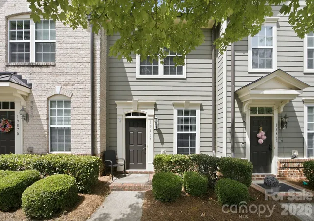 2nd image of 19866 Lamp Lighters Wy, Cornelius, NC 28031 | MLS# 4395334