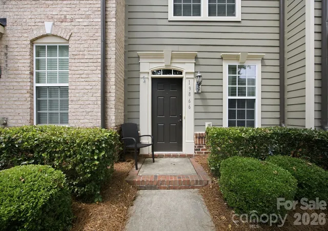 3rd image of 19866 Lamp Lighters Wy, Cornelius, NC 28031 | MLS# 4395334