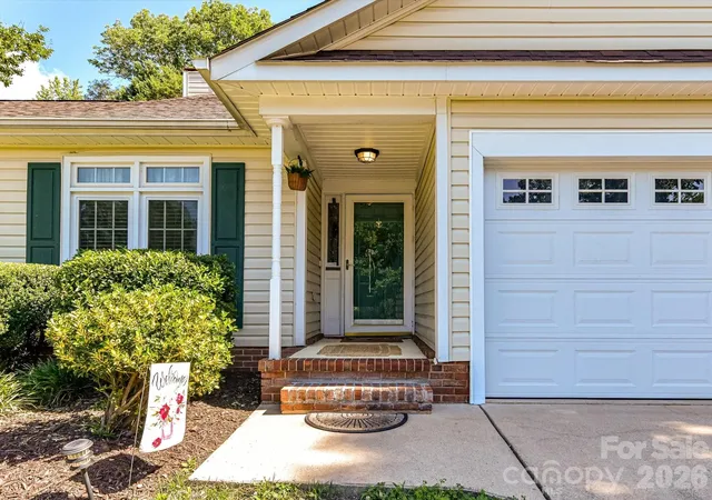 Photo 4 of Single family home for sale at 3616 Still Oaks Ct NW, Concord, NC 28027 | MLS# 4395356 | Listing updated on 2026-09-12