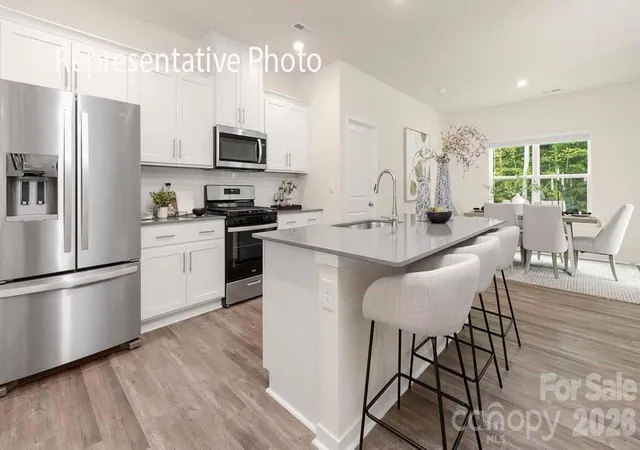 3rd image of 620 17Th Avenue Dr Ne, Hickory, NC 28602 | MLS# 4395377
