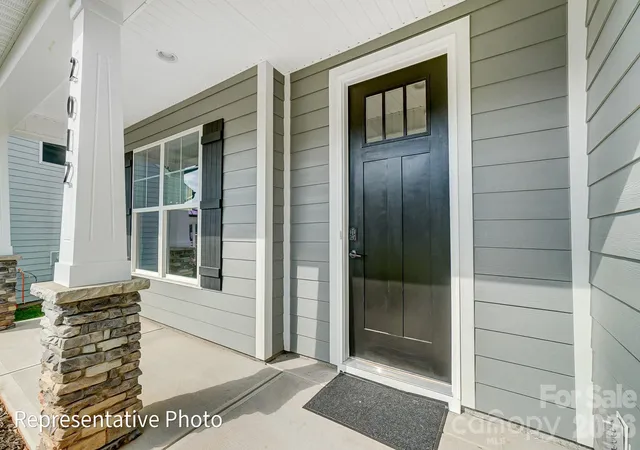 Photo 2 of Single family home for sale at 8011 James Query Rd, Charlotte, NC 28227 | MLS# 4395378 | Listing updated on 2026-10-02