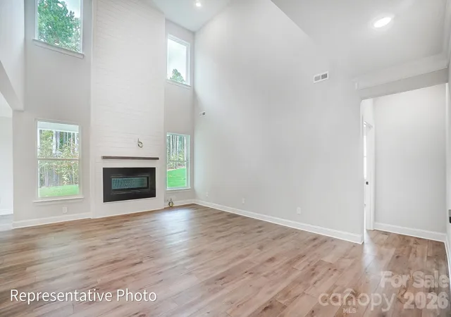 Photo 4 of Single family home for sale at 8011 James Query Rd, Charlotte, NC 28227 | MLS# 4395378 | Listing updated on 2026-10-02