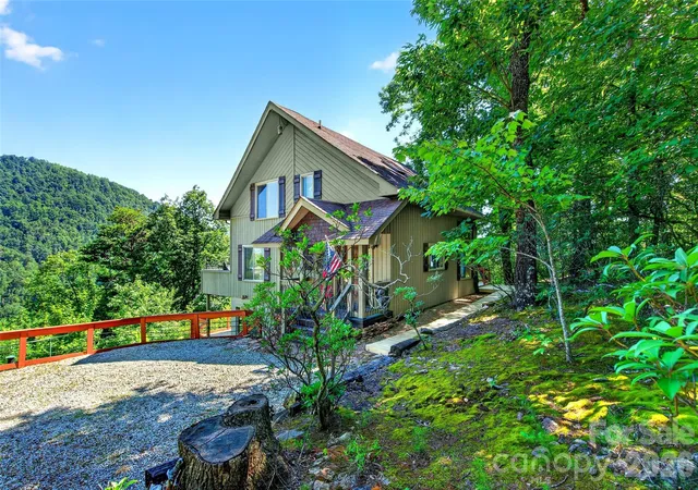 3rd image of 884 Pinnacle Pkwy, Union Mills, NC 28167 | MLS# 4395417