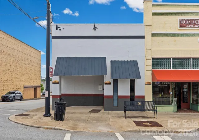 Homes for sale in Union, SC | 201 E Main St, Union, SC 29379 | MLS# 4395423