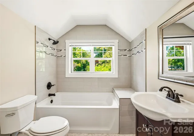 41st image of 25 Shady Park Ln, Asheville, NC 28804 | MLS# 4395453