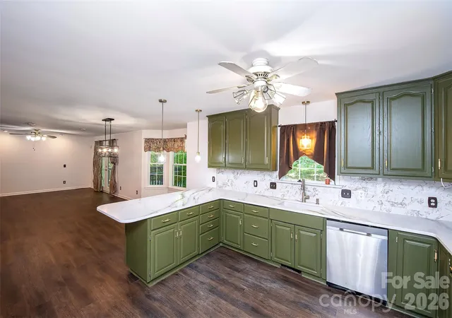 Photo 5 of Single family home for sale at 8327 Loma Linda Ln, Waxhaw, NC 28173 | MLS# 4395460 | Listing updated on 2026-09-02