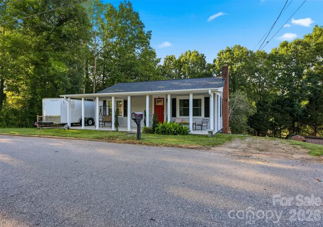 Photo 41 of Single family home for sale at 32 W Highland Ave, Granite Falls, NC 28630 | MLS# 4395467 | Listing updated on 2026-09-02