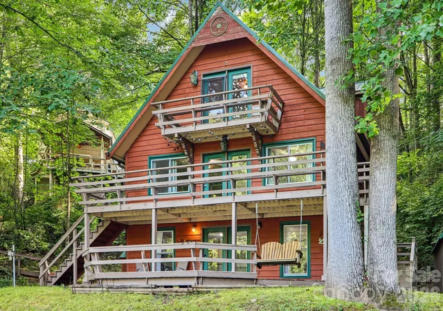 Photo 1 of Single family home for sale at 330 Riddle Cvs Rd, Maggie Valley, NC 28751 | MLS# 4395479 | Listing updated on 2026-08-27