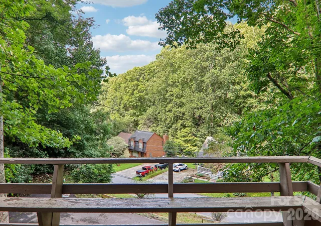 Photo 2 of Single family home for sale at 330 Riddle Cvs Rd, Maggie Valley, NC 28751 | MLS# 4395479 | Listing updated on 2026-08-27