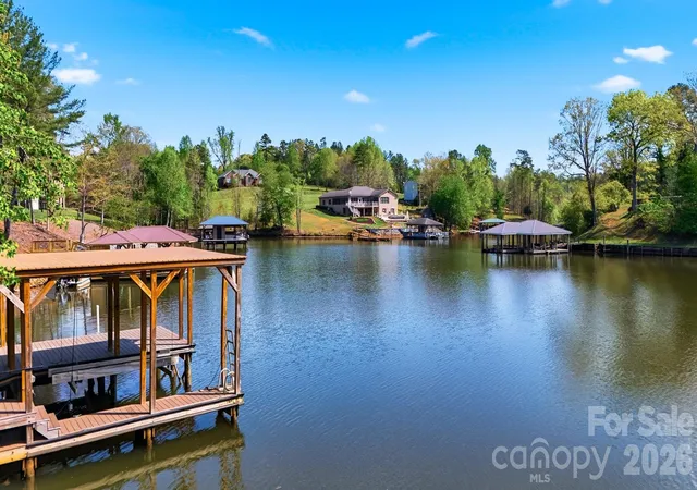 3rd image of 5411 Icard Ridge Rd, Hickory, NC 28601 | MLS# 4395493