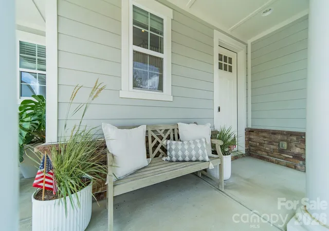 Photo 3 of Single family home for sale at 205 Somerled Way, Waxhaw, NC 28173 | MLS# 4395494 | Listing updated on 2026-08-08