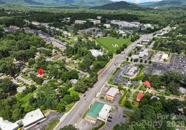 39th image of 15 Craig Cir, Asheville, NC 28805 | MLS# 4395513