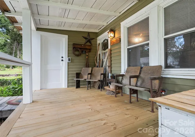 5th image of 15 Craig Cir, Asheville, NC 28805 | MLS# 4395513