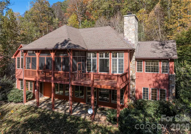 Homes for sale in Fairview, NC | 98 Flat Creek Rd, Fairview, NC 28730 | MLS# 4395536