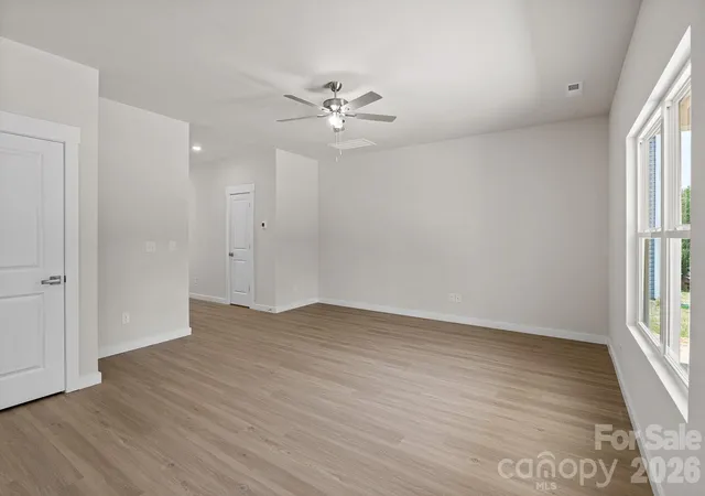 Photo 3 of Single family home for sale at 1122 Elyan St, Richburg, SC 29729 | MLS# 4395551 | Listing updated on 2026-09-03