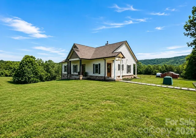 Homes for sale in Taylorsville, NC | 14 Daisy Ln, Taylorsville, NC 28681 | MLS# 4395552