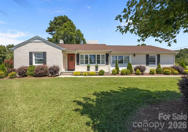 Homes for sale in Archdale, NC | 9256 Us Hwy 311 Hwy, Archdale, NC 27263 | MLS# 4395559