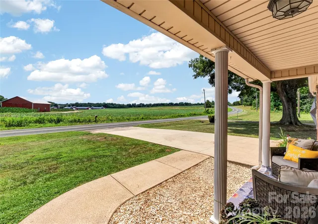Homes for sale in Stony Point, NC | 1316 Drumstand Rd, Stony Point, NC 28678 | MLS# 4395565